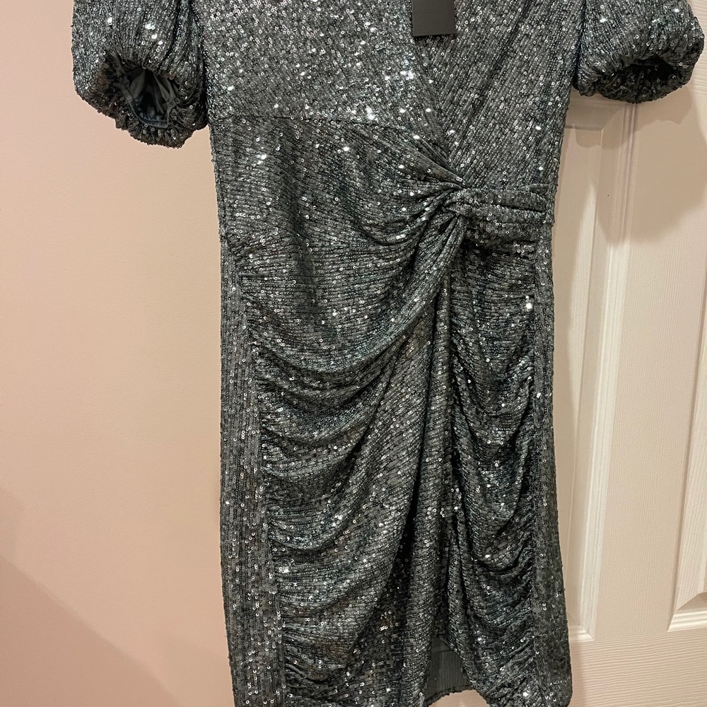 Designer dresses - Picture 11 of 13